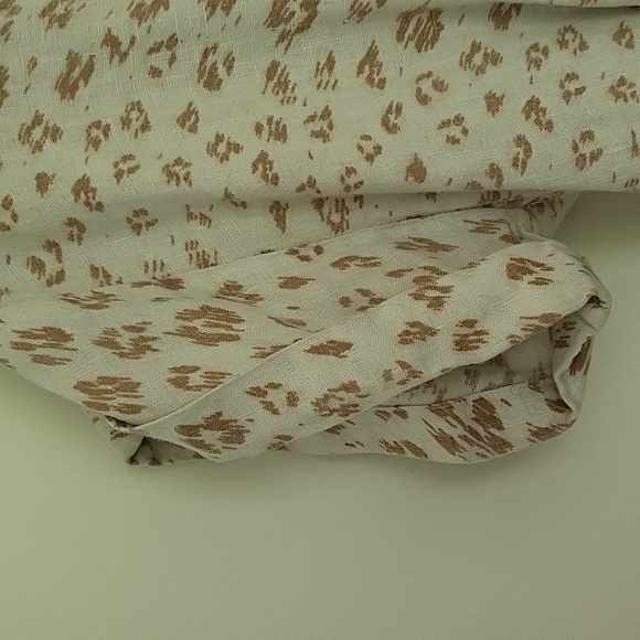 *Final Sale* Joie COADY LEOPARD-PRINTED SHIRT DRESS IN PORCELAIN - Picture 11 of 16